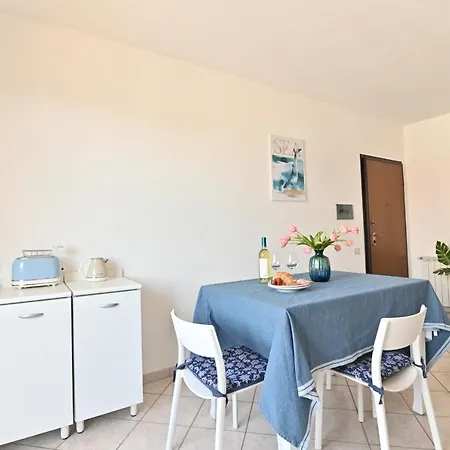 Holiday home Izzhome Maris