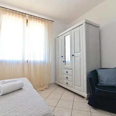 Izzhome Maris Nyaraló *