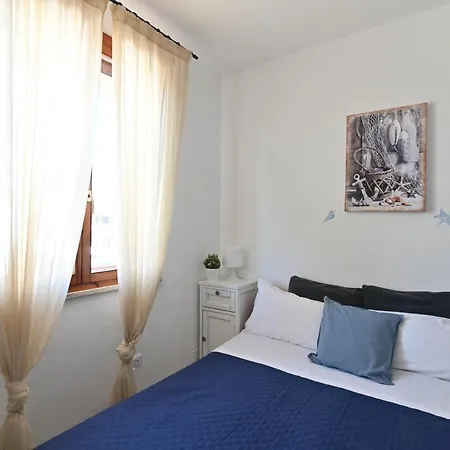 Сasa de vacaciones Izzhome Maris Pula