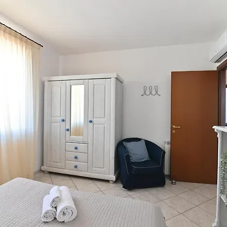 Izzhome Maris Nyaraló